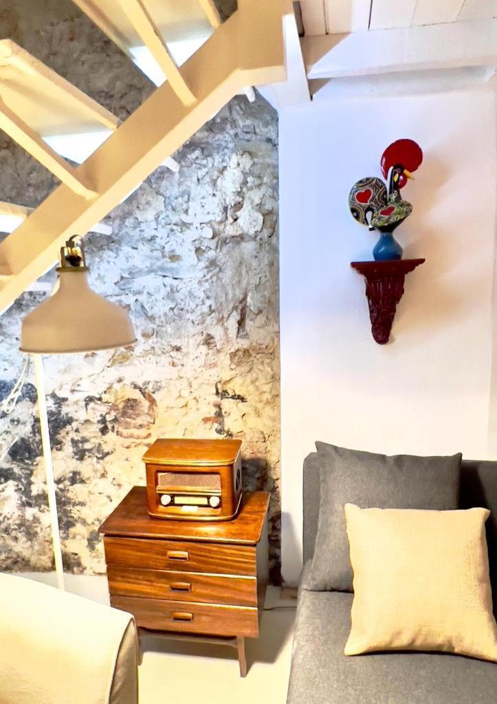 Loft Trav do Raposo 1